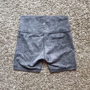 Lululemon Wunder Under High-Rise 6” Biker Shorts